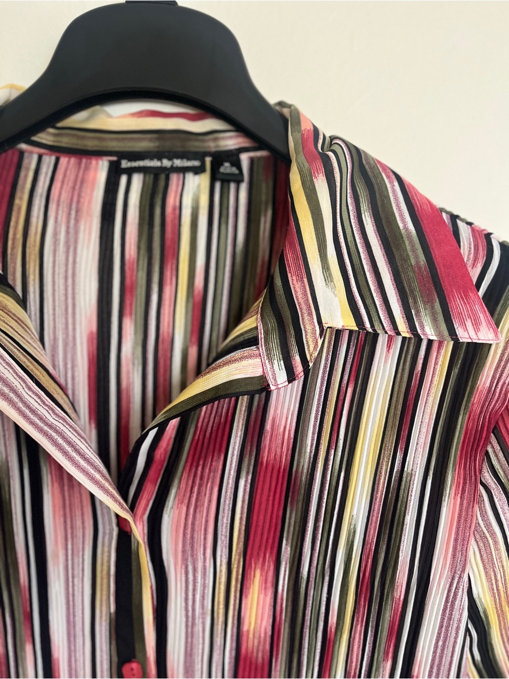Essentials by MilanoMulticolor Striped Button-Up Shirt - Red/Black